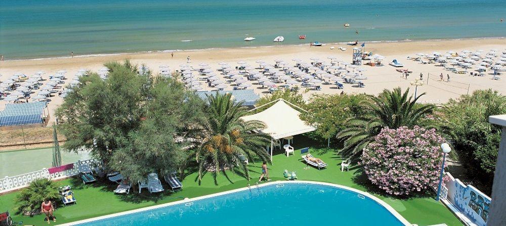 Hotel Baia Santa Barbara Rodi Garganico Εξωτερικό φωτογραφία